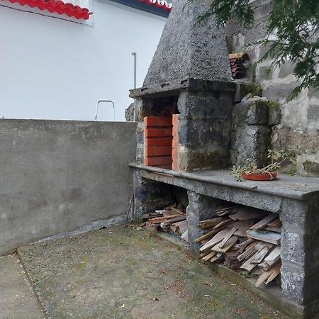 Casas Da Tia Florinda - Casa Flor De Laranjeira Βίλα Faial da Terra Εξωτερικό φωτογραφία